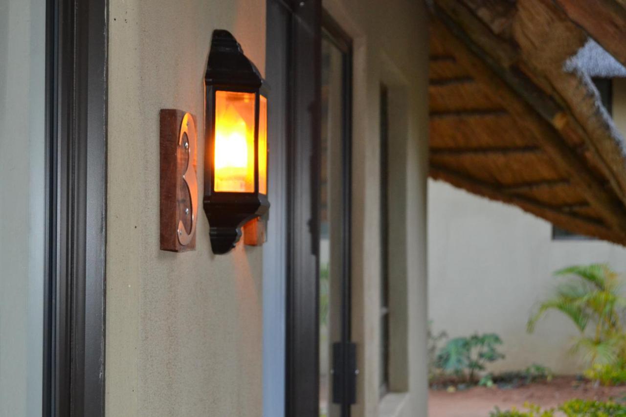Chobe Sunset Chalets Lesoma Экстерьер фото
