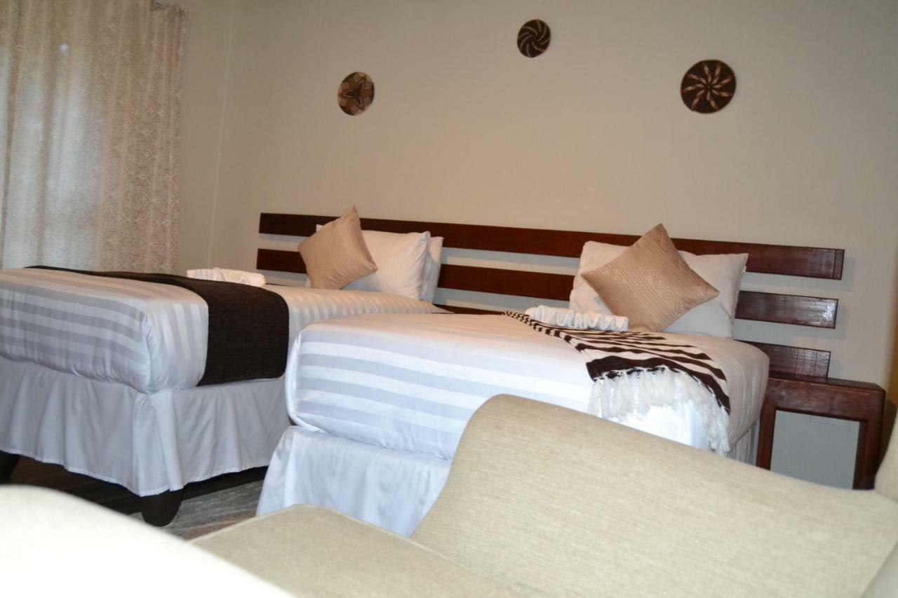 Chobe Sunset Chalets Lesoma Экстерьер фото