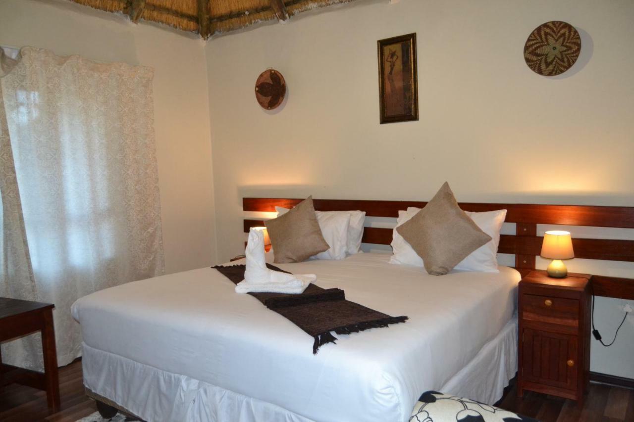 Chobe Sunset Chalets Lesoma Экстерьер фото
