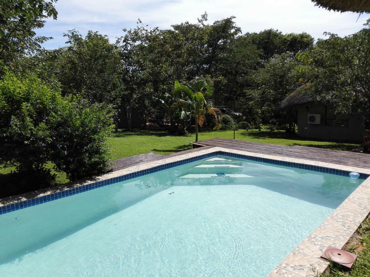 Chobe Sunset Chalets Lesoma Экстерьер фото